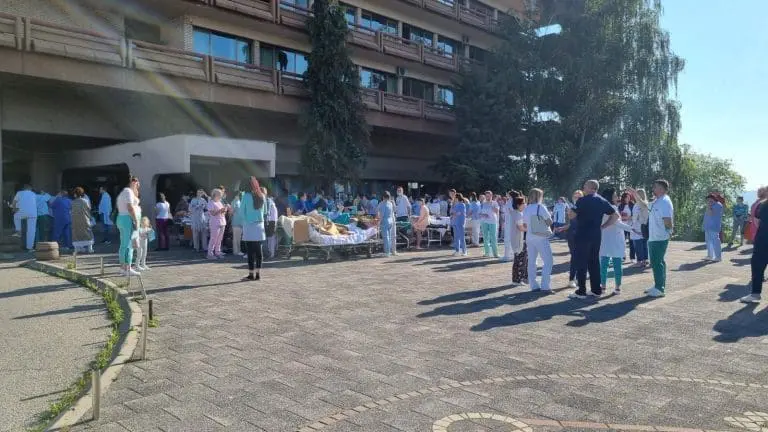 Dojave o bombama u RTRS-u, UKC RS i Nezavisnim novinama