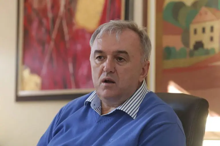 SPOR OKO BOLOVANJA RADNICA Ljekar dao otkaz “zbog pritisaka” poslodavca, evo šta je on odgovorio