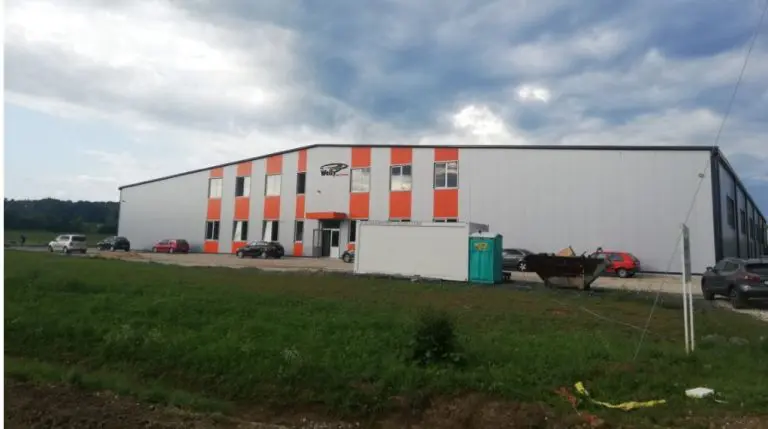 Izbačeno na ulicu više od 80 radnika u Prnjavoru!?