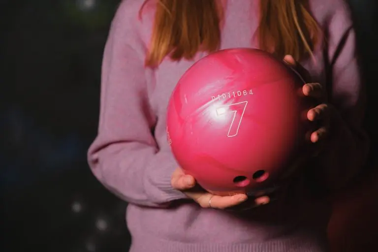 Kuglati se sam, znati sve sam. Smanjenje povjerenja, smanjenje znanja, povećanje klasnih razlika. Preporuke za obrtanje trenda