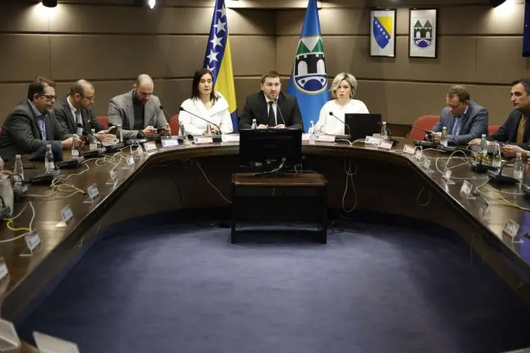 Ko je dobitnica Šestoaprilske nagrade Grada Sarajeva? Dobila više glasova od Zdravka Čolića