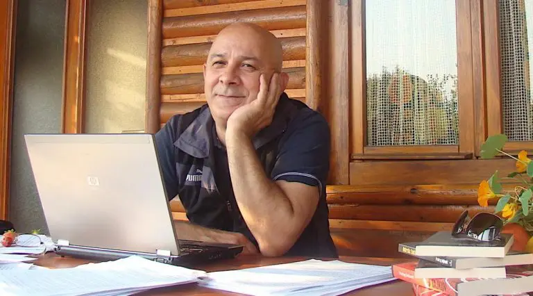 Pisac Predrag Bojinović za Buku: Nekome je lakše da otalja život vjerujući u dobro, a neko se naživi plivajući u zlobi