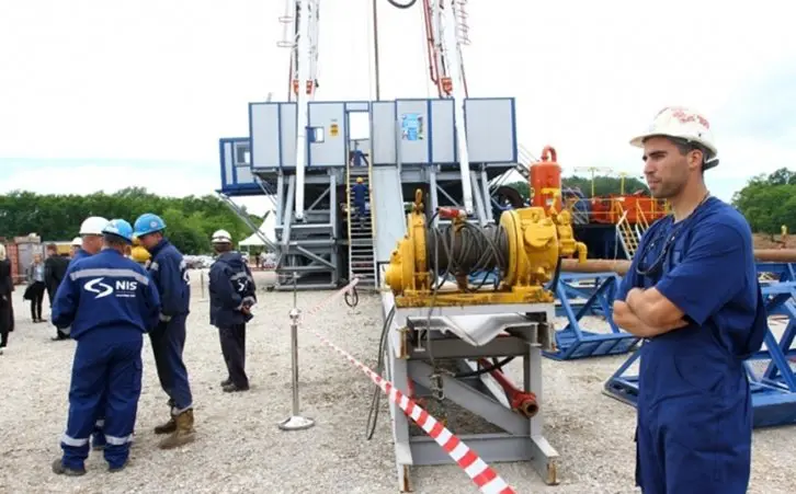 Srbija ostaje bez nafte?! Vučić: Problem ćemo rješavati zajedno s Hrvatskom