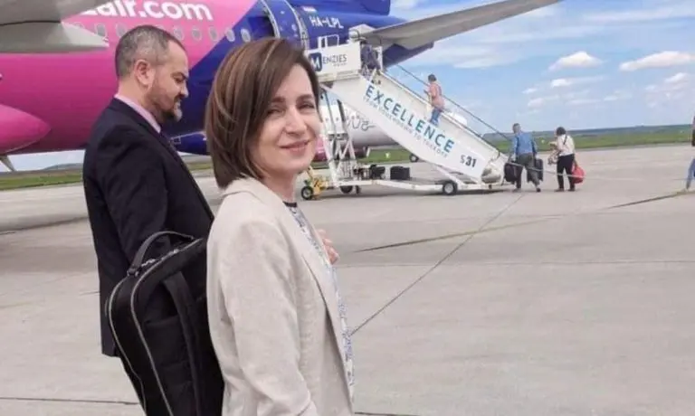 Predsjednica države, leti jeftinim avionskim prevozom na važne sastanke po Evropi, i troši 4 dolara za ručak