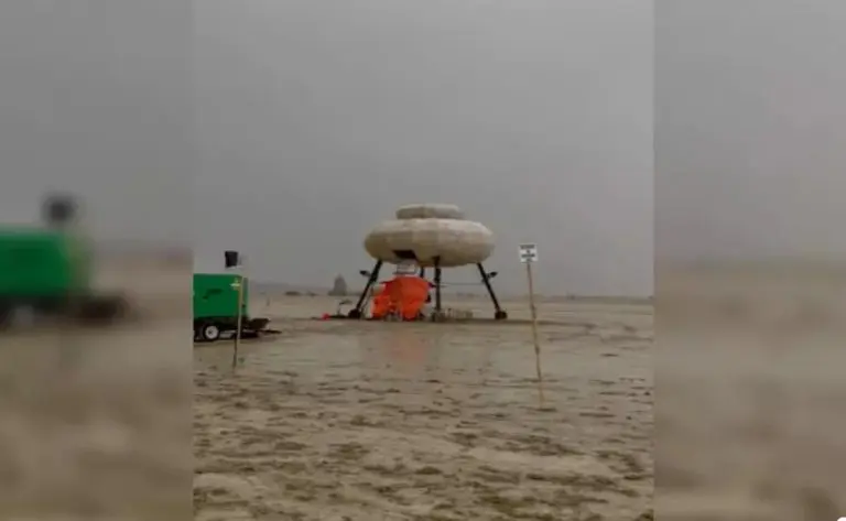 Video. Obilna kiša pretvorila pustinju u kojoj se održava Burning Man u blato, 70.000 ljudi ne može van