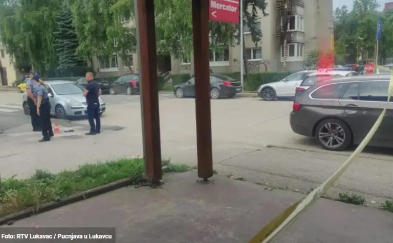 Oglasili se iz bolnice o stanju ranjenog nastavnika iz Lukavca