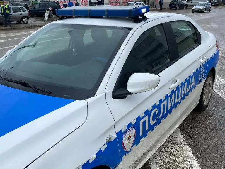 Nasrnuo na policajca u Banjaluci, pronađena mu i droga