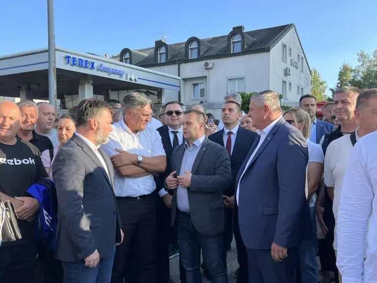 Počeo protest “Postoji granica” u blizini entitetske linije FBiH