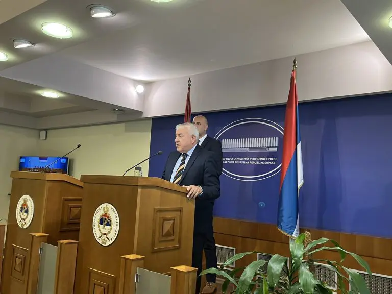 Šta je urađeno u slučaju afere “kupovina diploma”?