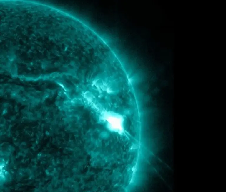 Stiže solarna baklja: Doći će do poremećaja u telekomunikacijama