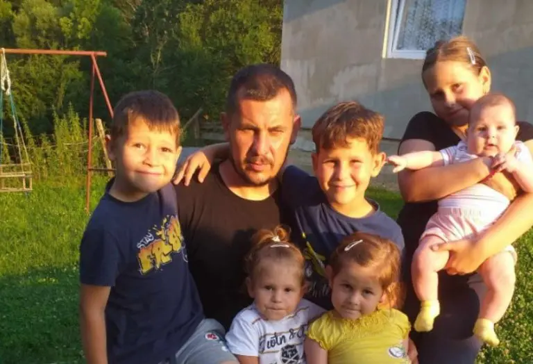 NEDOSTAJE JOŠ MALO: Pomozimo porodici Kozarov da završe kuću