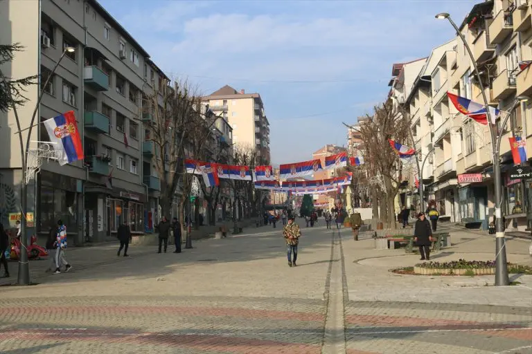 Sjeverna Mitrovica: Na sjeveru Kosova život se vraća u normalu nakon uklanjanja barikada