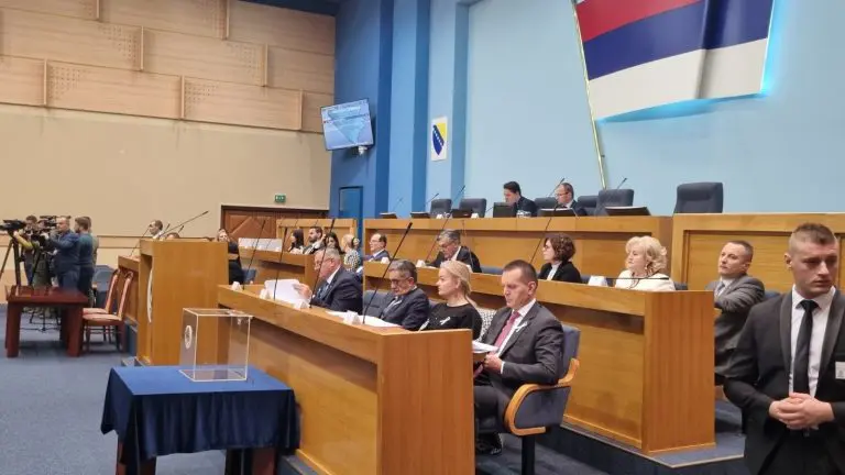 Mirjana Orašanin i Tanja Vukomanović zvanično poslanice Narodne Skupštine RS