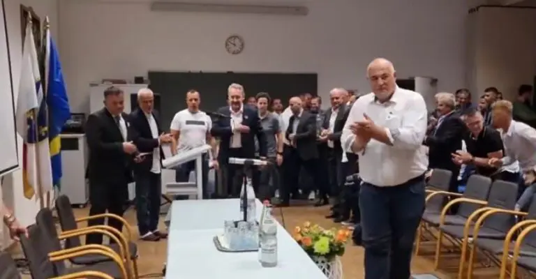 Izetbegović u Njemačkoj: “Idu izbori. Ja vas danas neću ubjeđivati. Nisam zbog toga došao…