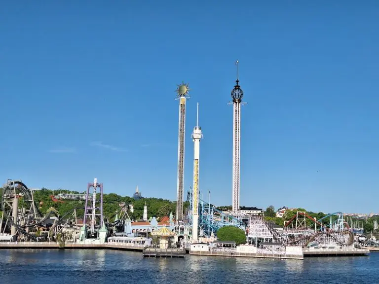 Rollercoaster iskočio iz šina u Švedskoj: Jedna osoba poginula, nekoliko povrijeđenih