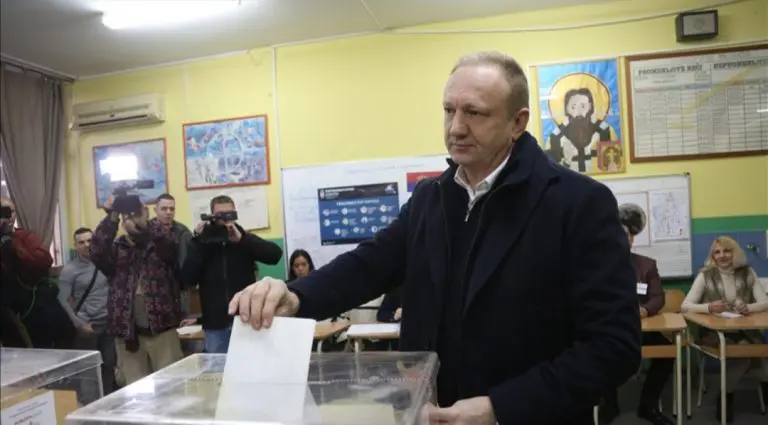 Đilas nakon glasanja poručio: Promjene u Srbiji su počele