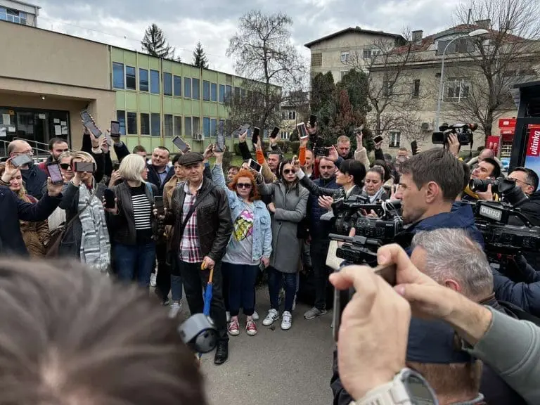 “Ovo društvo bole mnoge stvari, a ako se ne govore i ako ih ne možemo prenijeti, onda ćemo postati još bolesniji”