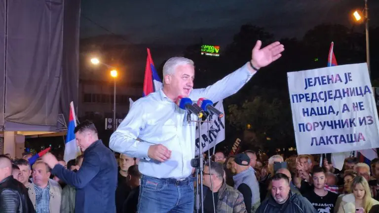 Hajdemo da se čuje do Bakinaca- „Trivić Jelena“