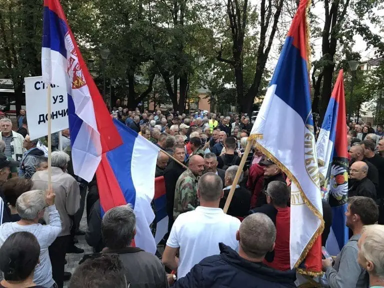 Protest boraca u Banjaluci: “Pravda za borce, dosta su nas šišali k'o ovce”