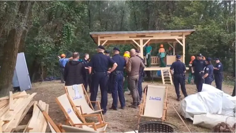 Hrvatska policija upala u “Slobodnu Republiku Liberland”