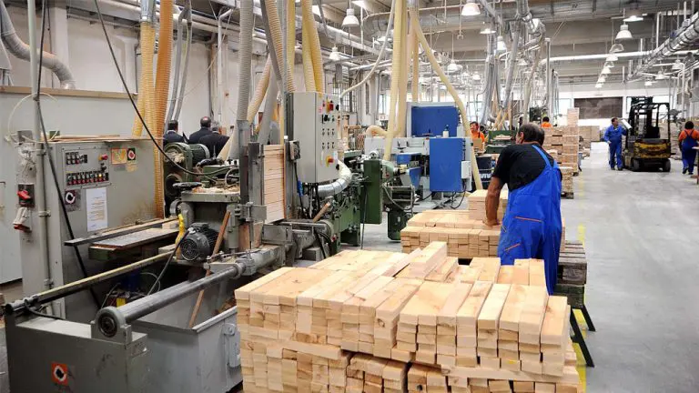 Pogledajte koliko su zaradili najveći drvoprerađivači u Srpskoj