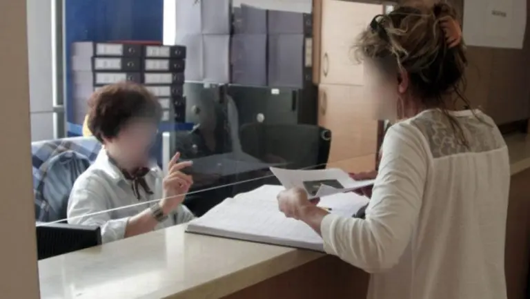 Banke i notari u Republici Srpskoj ne znaju šta da rade