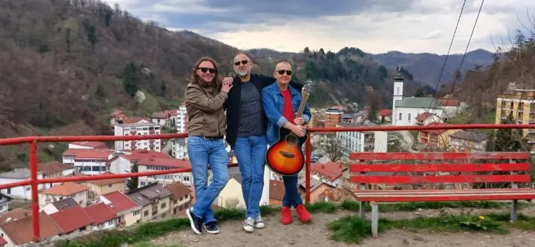 SILVER TOWN Pjesma posvećena Srebrenici: Poklon svim ljudima koji vole ovaj grad