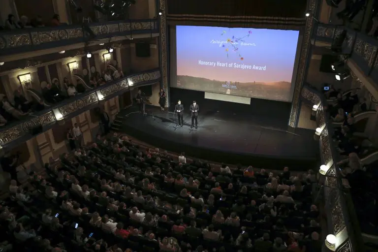 Projekcijom filma “Poljubite budućnost“ otvoren 29. Sarajevo Film Festival