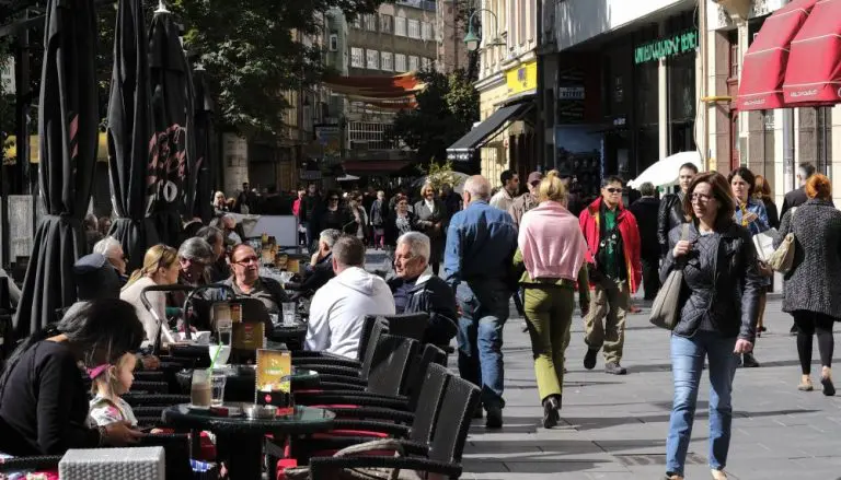 Očekuje nas izazovna zima- rast kamata, recesija, a moguć je i pad zaposlenosti i plata…
