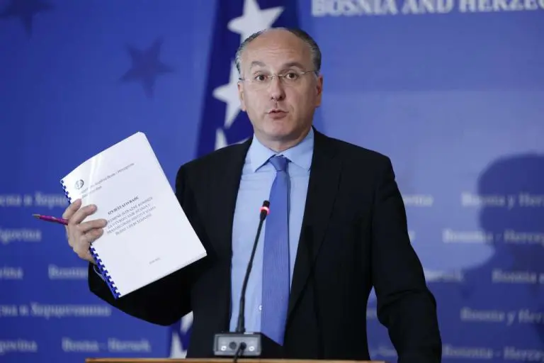 Arnaut: Istražna komisija utvrdila ogromnu spregu između politike i pravosuđa