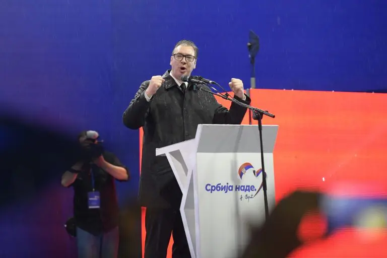 Aleksandar Trifunović: Pokisli miting neprikosnovene vlasti i apatičnog naroda