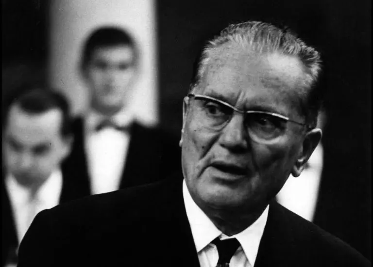 Šta krije tajna o Brozovim roditeljima: Tito nikad nije posjetio grob oca, majke i tek rođenog sina