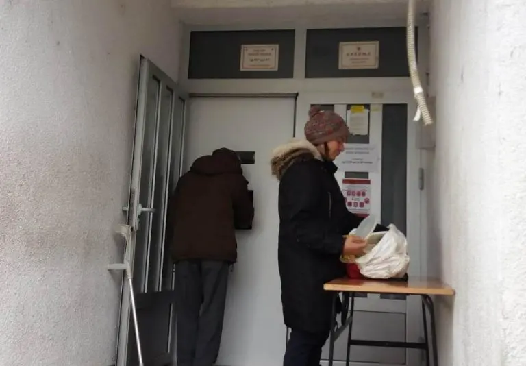 Javna kuhinja “Crvenog krsta” Banjaluka najugroženijima obezbjeđuje 440 obroka dnevno, osim nedjelje