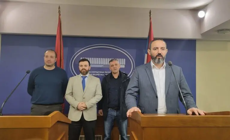 “Nemojte ulaziti u proces kriminalizacije klevete, ne upućujte zakone prema Narodnoj skupštini”