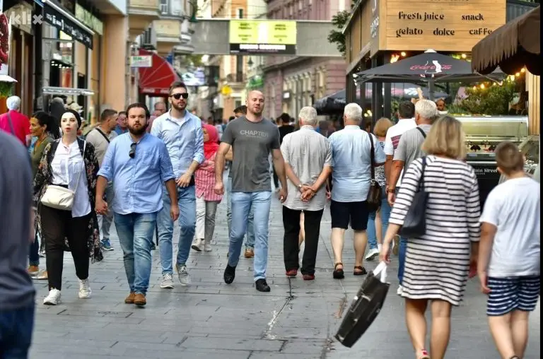 Čak 18 posto osoba starosti od 25 do 49 godina izvan radne snage, među njima magistri i doktori!