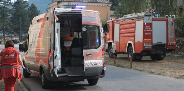 Troje povrijeđenih u tragediji na Cetinju u teškom stanju