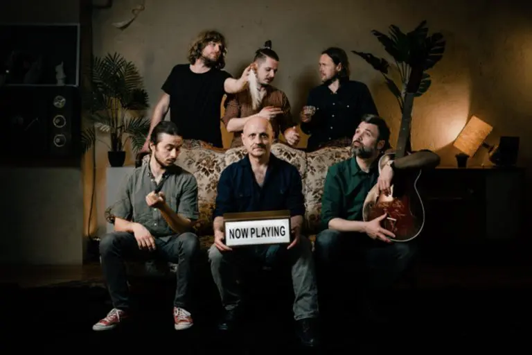 Mile Kekin objavio pjesmu za “muškarčine koji ne žele klečati, nego plesati”