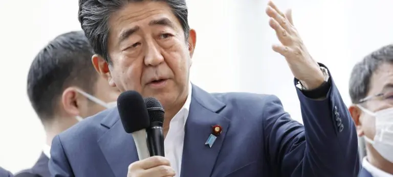 Ko je bio Šinzo Abe