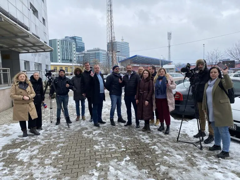 Novinari pred banjalučkim Okružnim javnim tužilaštvom: Nisu institucije “sveta krava” da ih ne treba preispitivati