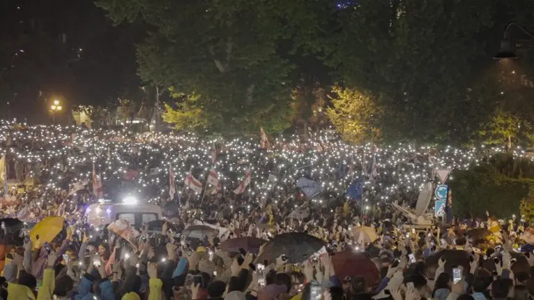 Gruzijski režiser Nikoloz Bezhanishvili za BUKU: Vlada zakonom „o stranim agentima“ želi čvrsto stisnuti svakog ko ih dovodi u pitanje