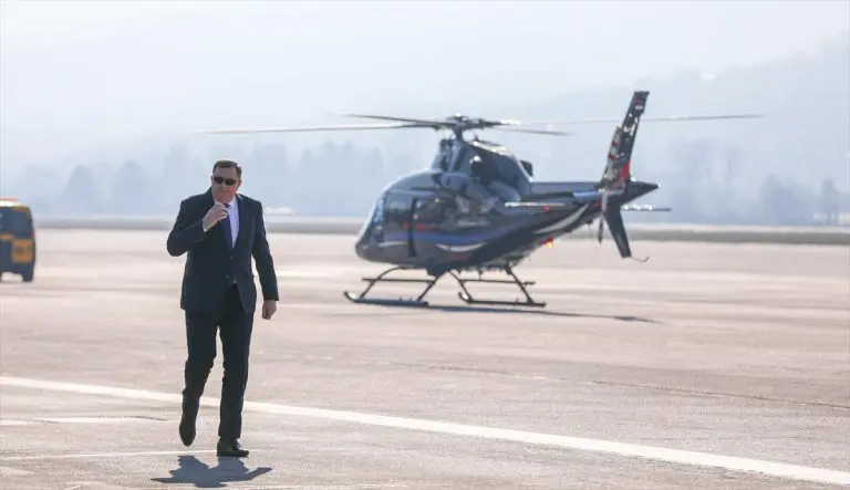Helikopterski servis RS dao zabranjenu donaciju SNSD-u, o trošku građana vozio Dodika na predizborne skupove