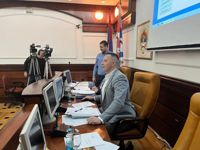 U Skupštini grada Banjaluka recitovani stihovi Breskvice!