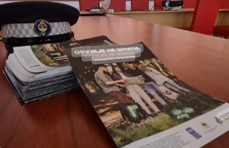 Kampanja “Oružje ne štiti, oružje ubija”: Predavanja o opasnostima upotrebe oružja u školama RS