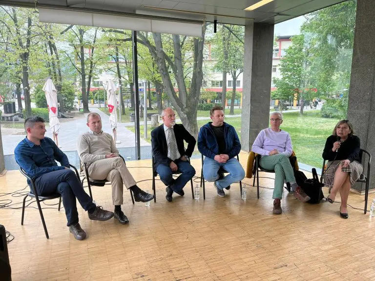 RADNICI UGROŽENI: Samo oni koji ne mogu otići iz ove zemlje prihvataju da rade za minimalac