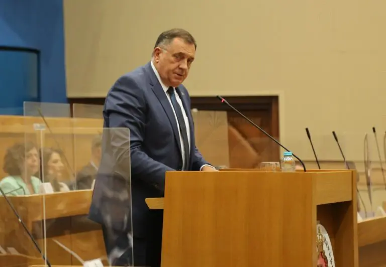 U novoj Vladi deset ministara iz SNSD-a