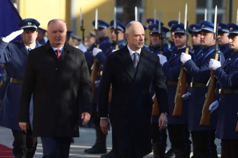 Ministar odbrane Mađarske: Čvrsto podržavamo teritorijalni integritet BiH, kao i prijem u EU