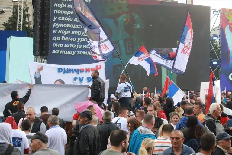 Vučić na SNS mitingu: Politički skup bez katarze