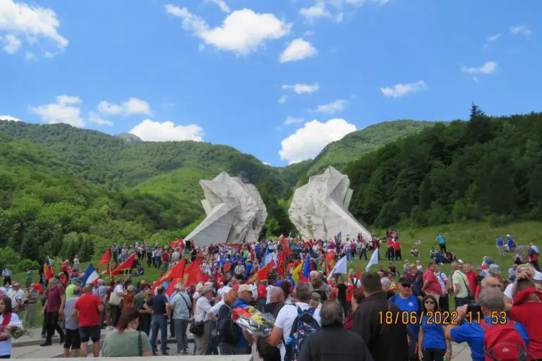 Hiljade antifašista obilježilo 79 godina od bitke na Sutjesci