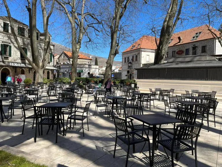 Ugostitelji u Trebinju očajni zbog odlaska radnika u Dubrovnik: ja ne mogu dati sobarici platu 2.000KM kao u Dubrovniku