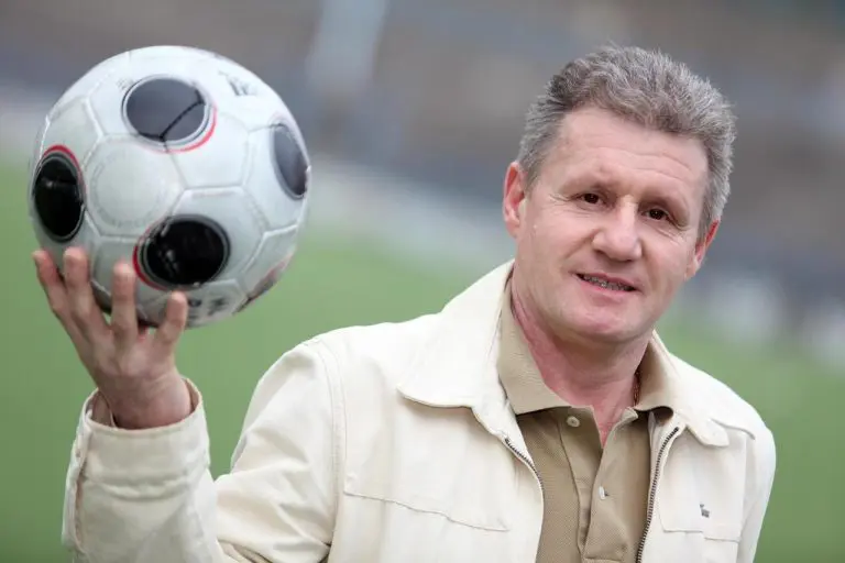 BIO HEROJ JUGOSLAVIJE: Gluvonijemi Damir Desnica sve što je zaradio u karijeri propalo u banci, zapalili mu kuću